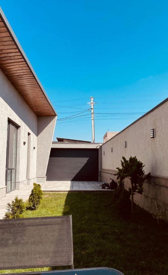 ZovuniGrey House公寓式酒店 外观 照片